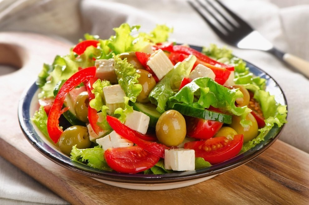 Очень вкусные салаты из овощей. Салат. Овощной салат. Сласты. Греческий салат.
