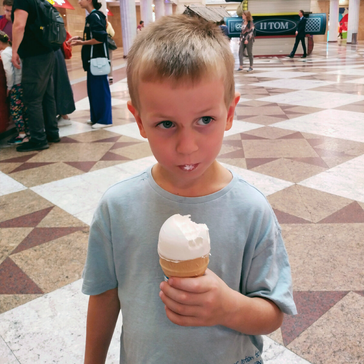 Считает, на что же хватит 