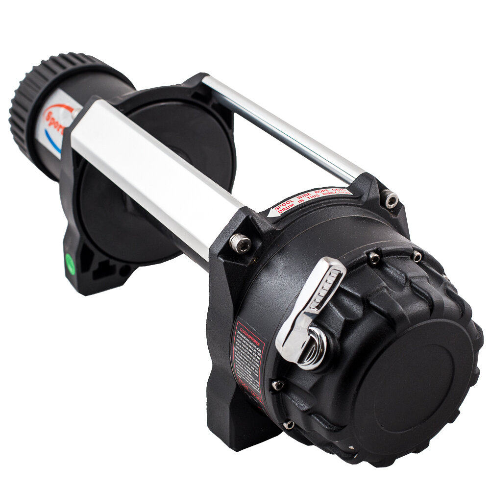 
 Автомобильная лебедка всегда была для меня "черным ящиком". В целом, я понимал, что там внутри обычный электромотор и шестеренки, но в подробности шаманства ее работы я никогда не лез. Во-первых, ее исправная работа не требовала от меня этого, а во-вторых, я из тех людей, которые могут после разборки/сборки обнаружить вдруг лишние детали :)