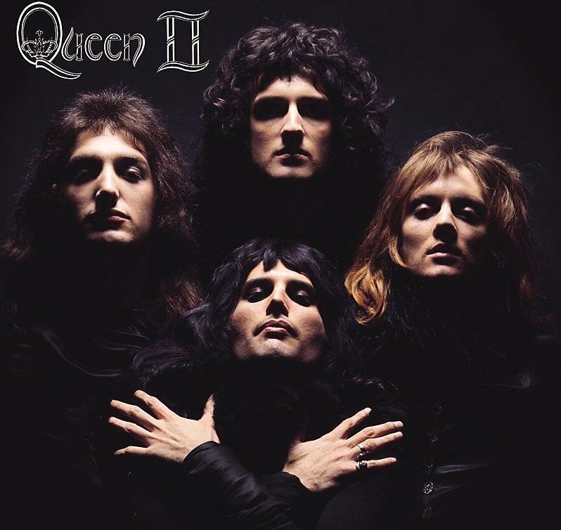Вот и пролетели праздники, когда вся страна отмечала Международный женский день, но мало кто знает, что 44 года назад 8 марта  вышел второй альбом культовой группы Queen с незамысловатым названием...-2