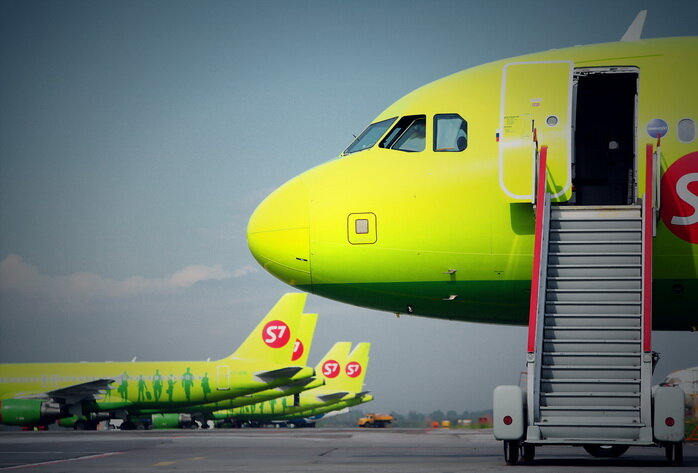 S7 Airlines (ОАО "Авиакомпания "Сибирь") - "НЕДОРОГОЙ и достаточно комфортный ПЕ