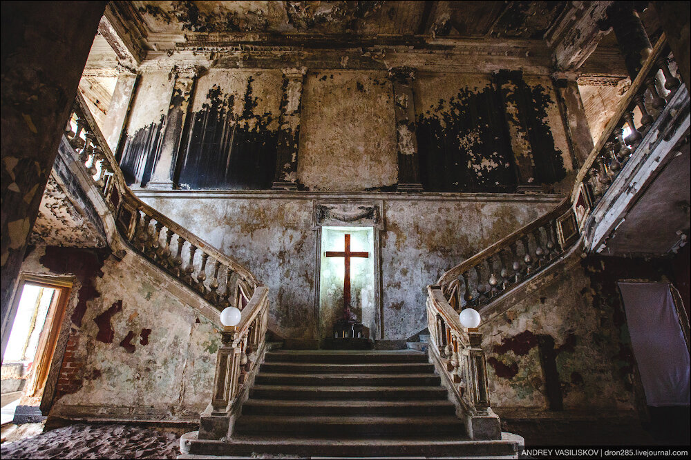 Заброшенная лютеранская церковь в Санкт-Петербурге Abandoned castles, Architectu