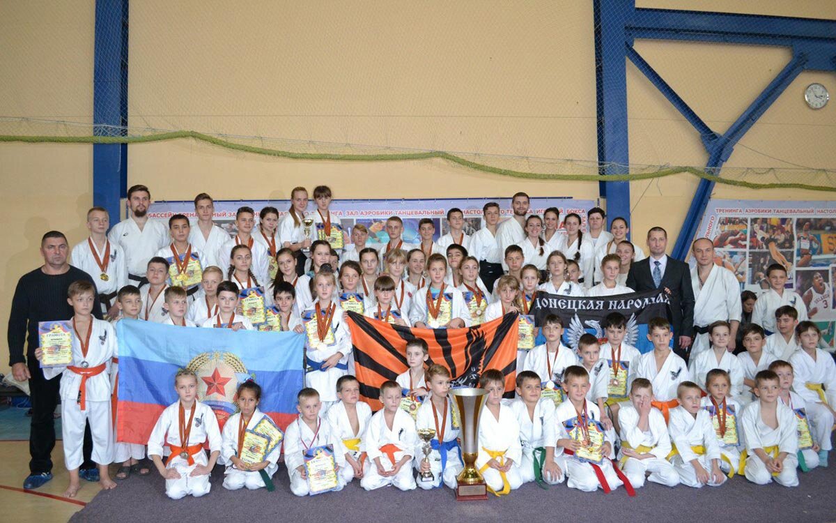 13-14 октября в Донецке состоялись кубок и первенство Донецкой Народной Республики по традиционному каратэ-до.