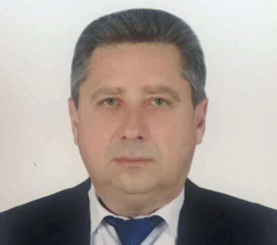   Нового руководителя территории представили депутатскому корпусу, главам поселений, начальникам структурных подразделений администрации района, активу муниципального образования. 
     Олег Германович Цыпкин родился 28 января 1966 года в Хадыженске. Он закончил Российский государственный университет нефти и газа им И.М. Губкина.

     Начинал карьеру в должности помощника бурильщика в НГДУ «Хадыжнефть» в 1989 году.

     С 2015 года Олег Цыпкин занимает должность заместителя генерального директора Филиала «РН-Сервис» в Краснодаре.

     Избирался депутатом Совета муниципального образования Апшеронский район 3-го и 4-го созывов.

     Пресс-служба администрации Краснодарского края