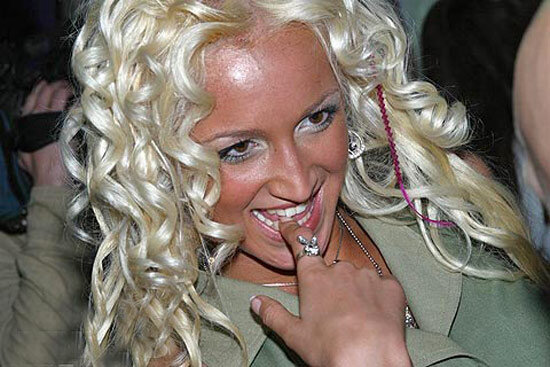 Фото молодой Ольги Бузовой, источник womanmirror.ru