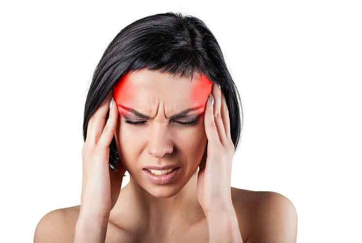 Мигрени подвержены, в основном, люди легко возбудимые, без стрессоустойчивости, склонные к тревожным и депрессивным состояниям. Статистические данные утверждают, что диагностированной хронической мигренью страдают примерно 2% населения земного шара