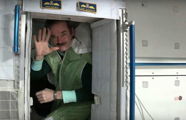 Как спят космонавты на МКС