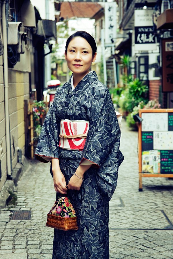 Японские wife. Японская жена. Обычные японские женщины. Японская жена [2010. Женщины Японии жена.