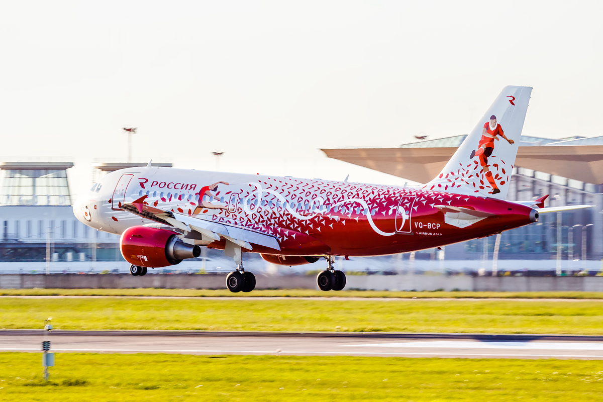 1 авиак мпания импр визация б лагур. Самолет Airbus a319 авиакомпания Россия. А319 Россия ливреи. Ливрея авиакомпании Россия а-319. Самолёт Боинг 747 Россия
