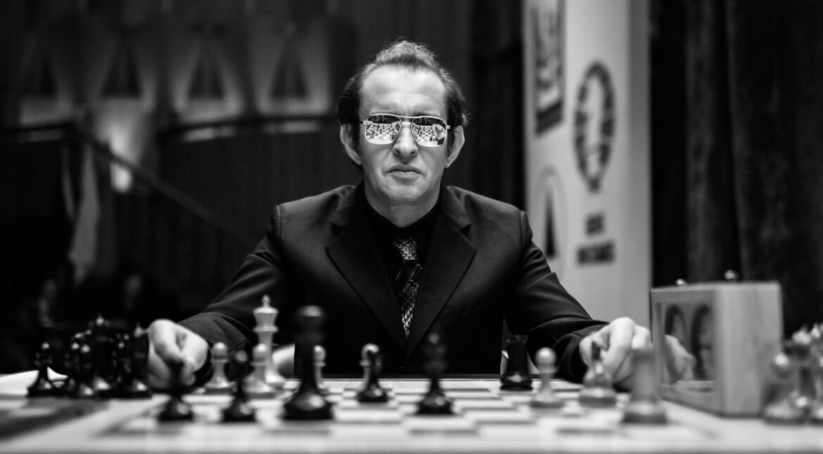 Константин Хабенский в роли Корчного в «Чемпионе мира»