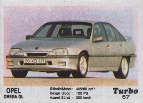   В 90м году в Советском Союзе иномарки встречались на  улицах крайне редко, пара лет еще оставалась до того, как поток бэушек с  Европы заплолонит всю нашу страну. Поэтому, 1980 Opel Rekord 1.
