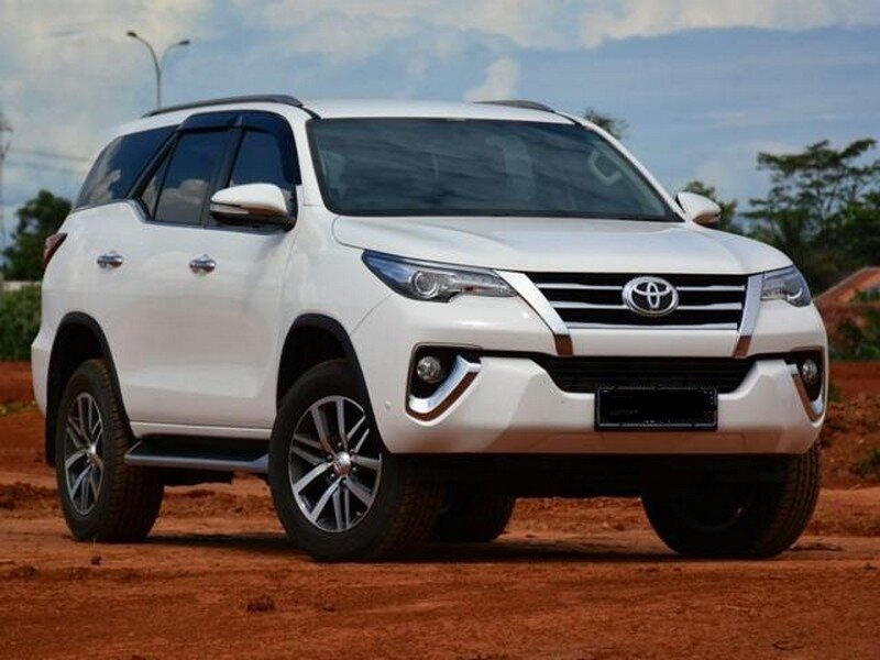 Обзор: Toyota Fortuner 2018 года