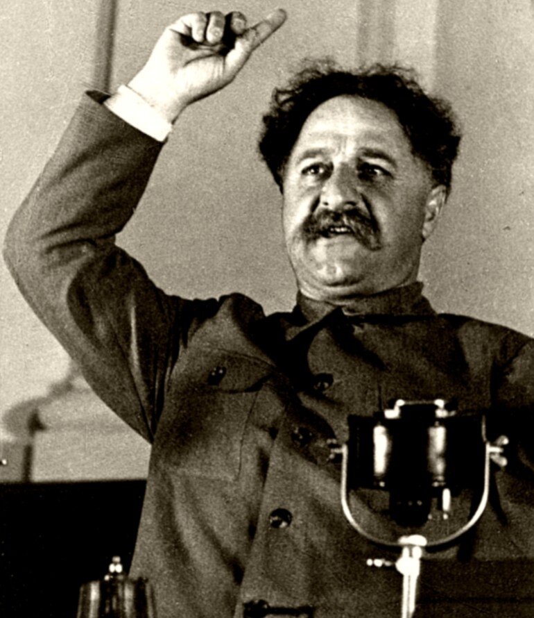 Орджоникидзе герой. Серго Орджоникидзе и Сталин.