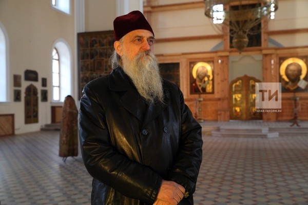 
Василий Кириллов в разговоре со мной сначала утверждал, что не знает ни о каком центре "Символ жизни", что информация на сайте - ошибка. Однако позже признался, что помогал центру, потому что сам планировал открыть "нечто подобное". Фото: https://www.tatar-inform.ru 

