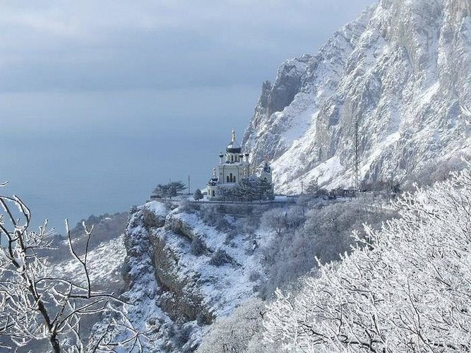 Крым в снегу (что не часто бывает))