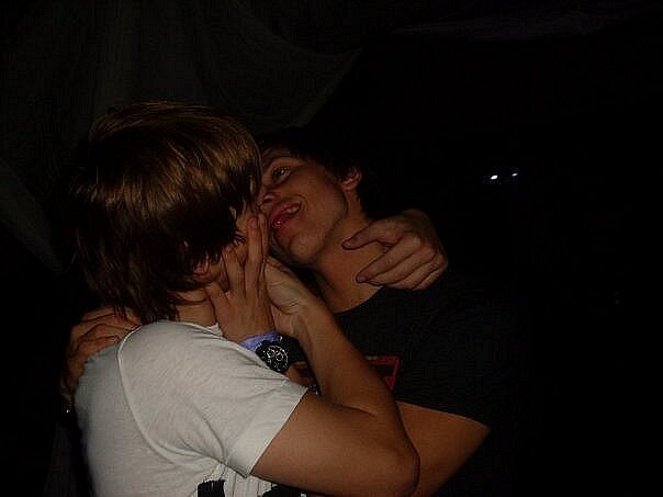 Российский футболист Павел Мамаев полностью переложил ответственность за драку в столичном кафе на своего лучшего друга Александра Кокорина. 