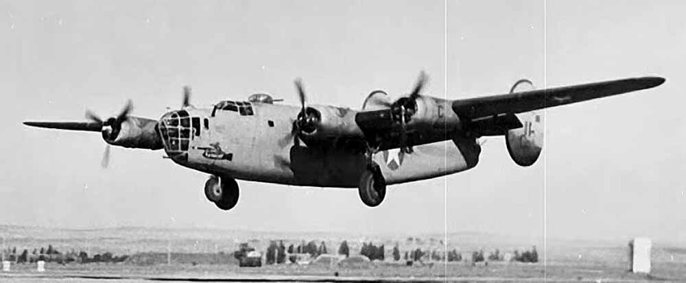 бомбардировщик B-24 «Либерейтор». Архивное фото