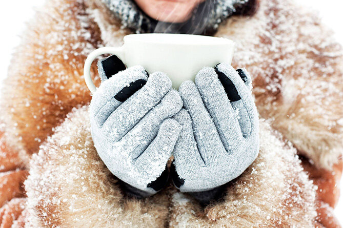В период бушующих морозов, резко встал вопрос - как согреть руки на улице? Даже перчатки не помогают? Тогда читайте и по необходимости "курите" снова данную статью.-2