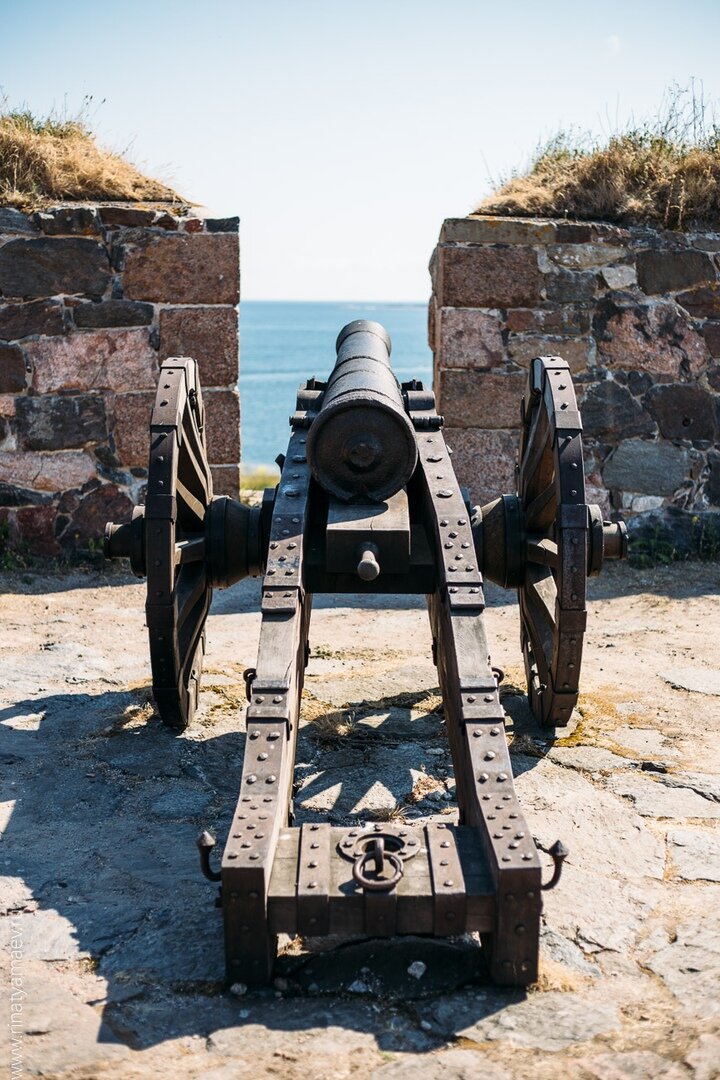 Фотограф в Хельсинки представляет крепость суоменлинна