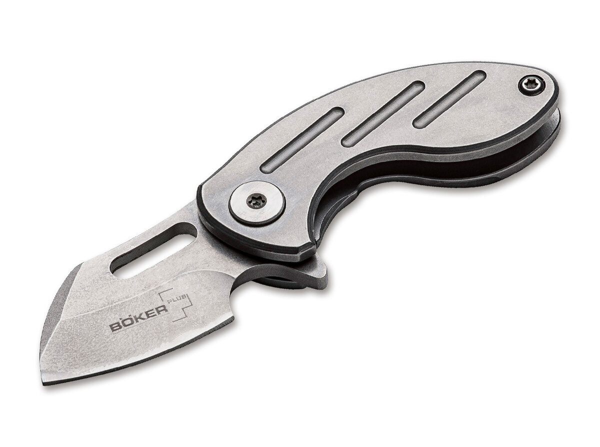 Boker "Piko". Полная длина: 9 см. Длина клинка: 3,5 см. Толщина клинка: 2,7 мм. Вес: 43 гр.Цена на офф. сайте 30 Евро. Получился этакий невесомый крепыш. Листаем в право.