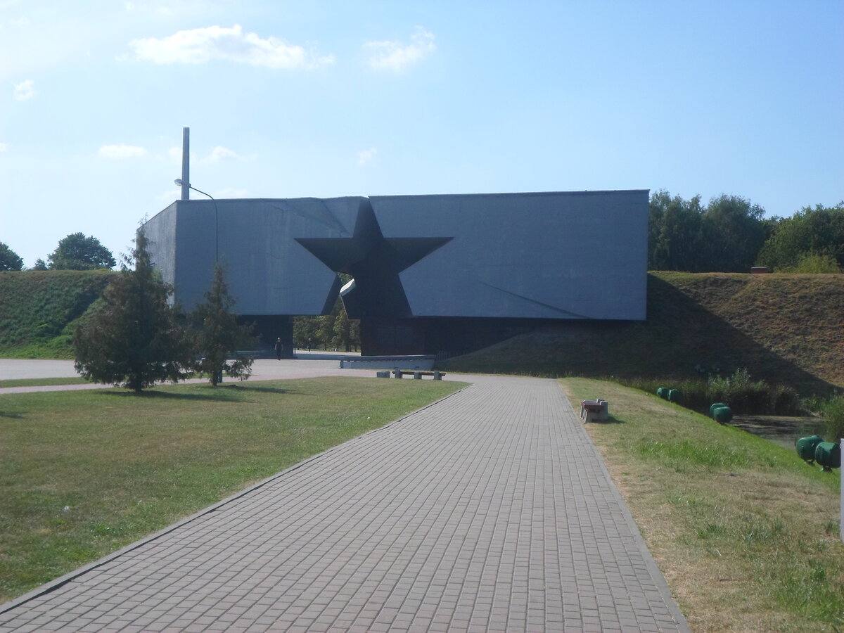 вход в Крепость, фото из личного архива