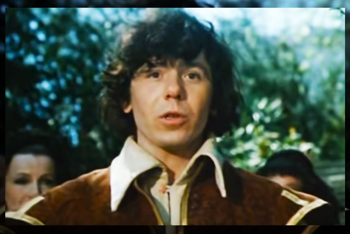 Виктор Ильичев, кадр из фильма «Собака на сене», 