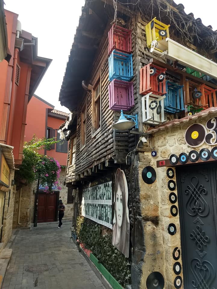 затейливые улочки старого города Калейчи, Анталия 