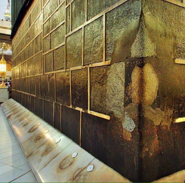 Трещина в Каабе – свидетельство чудесного рождения Имама Али (а)