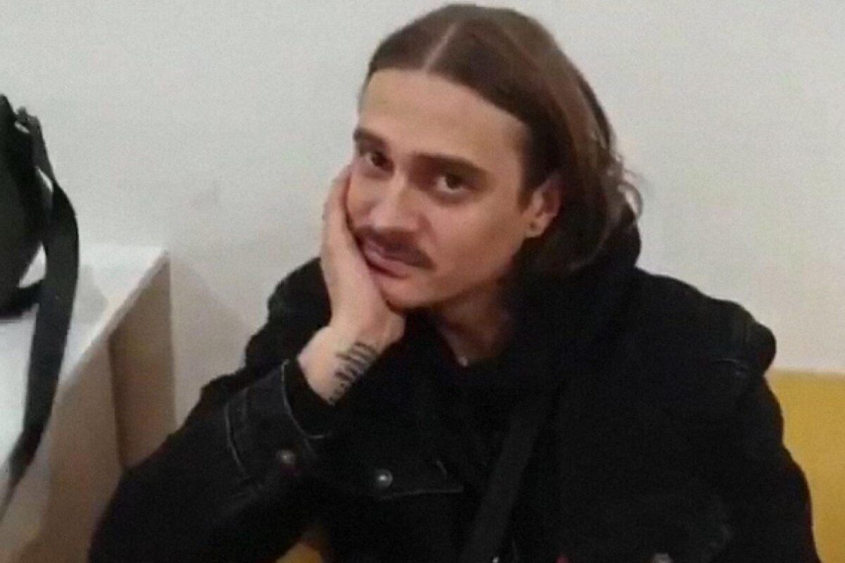 кадр из видео