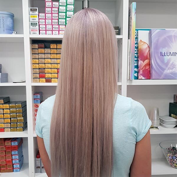 🔸 Все оттенки блонда. Опытные мастера. 18 лет салону. Приятная атмосфера. Качество и гарантия на осветление.