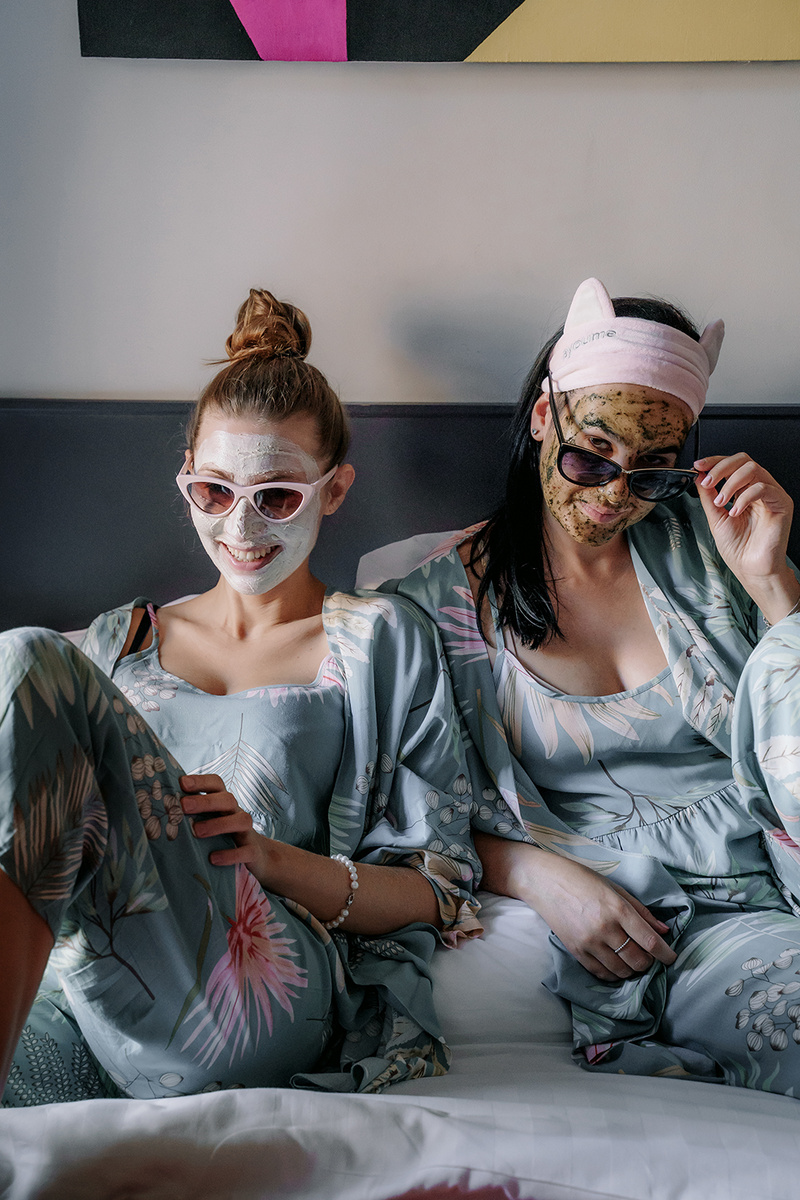 Как привести кожу в порядок наутро после вечеринки