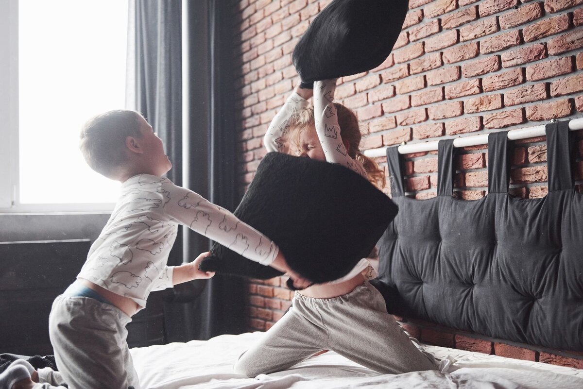 Фото с https://elements.envato.com/