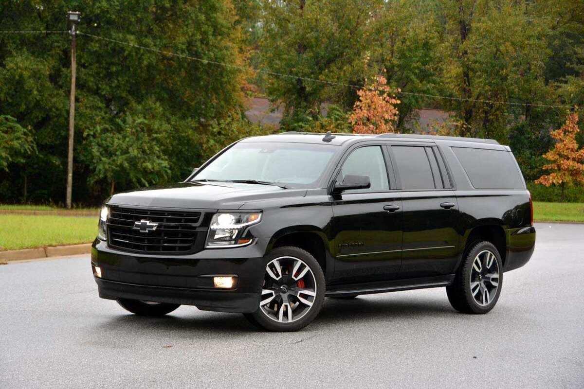 Chevrolet Suburban 2022 Black