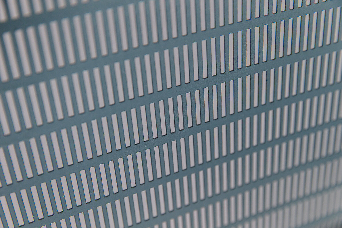 Щелевидные отверстия