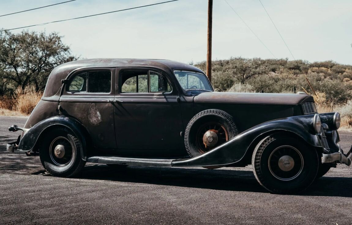 Pierce-Arrow 1934 года с заводской системой автозапуска. Выглядит устало,  но достойно | Гараж Автоклассика | Дзен