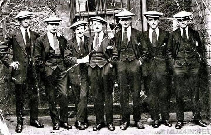 Банда «Команда Бриджтона» популяризировала так называемую «улыбку Глазго» 