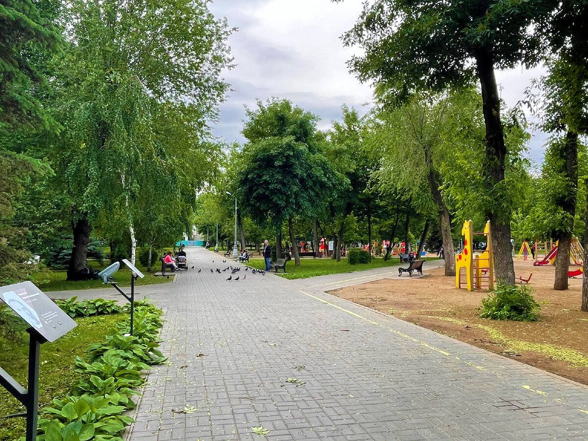 После основной публикации про город Энгельс, что находится в Саратовской области, решила сделать публикацию про этот замечательный парк.-4