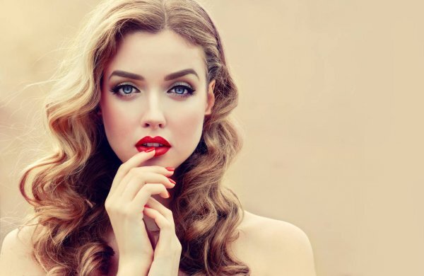 Что выдает женский возраст?