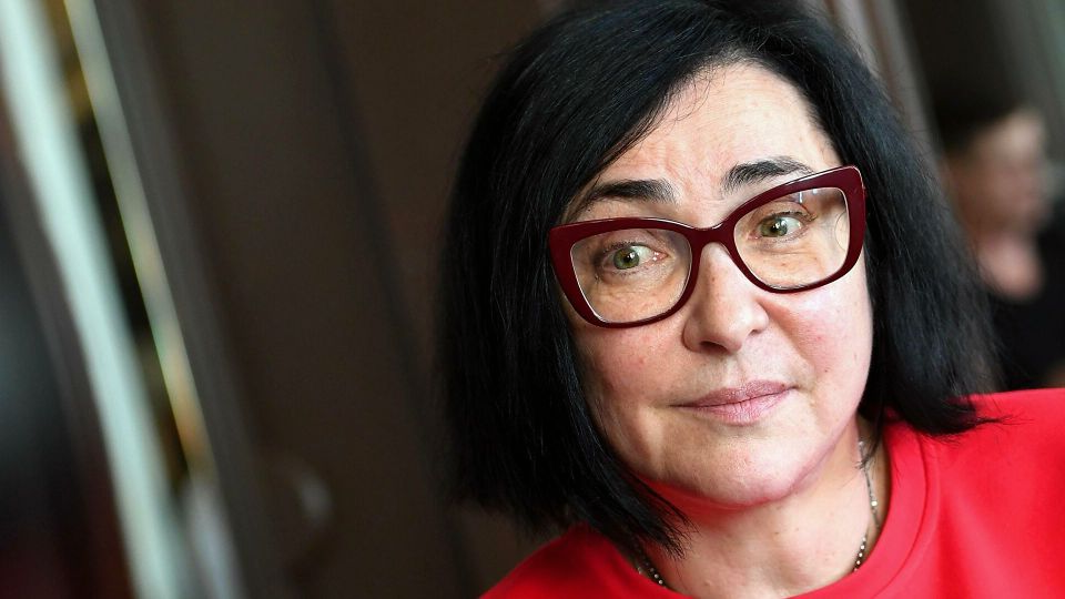 Как в нынешнее время такую. Как в нынешнее время такую