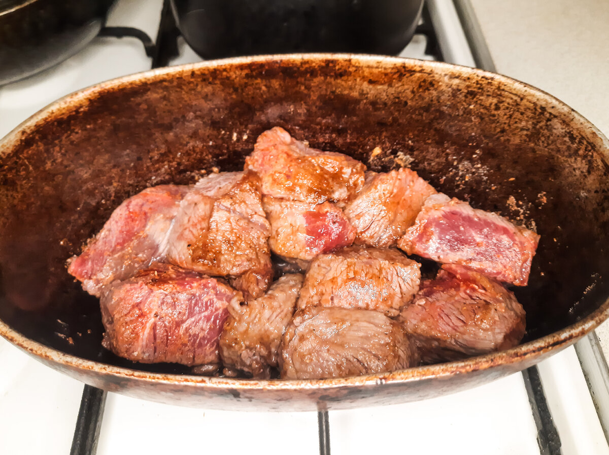 Мясо с овощами, тушенное в пиве - пошаговый рецепт с фото на уральские-газоны.рф