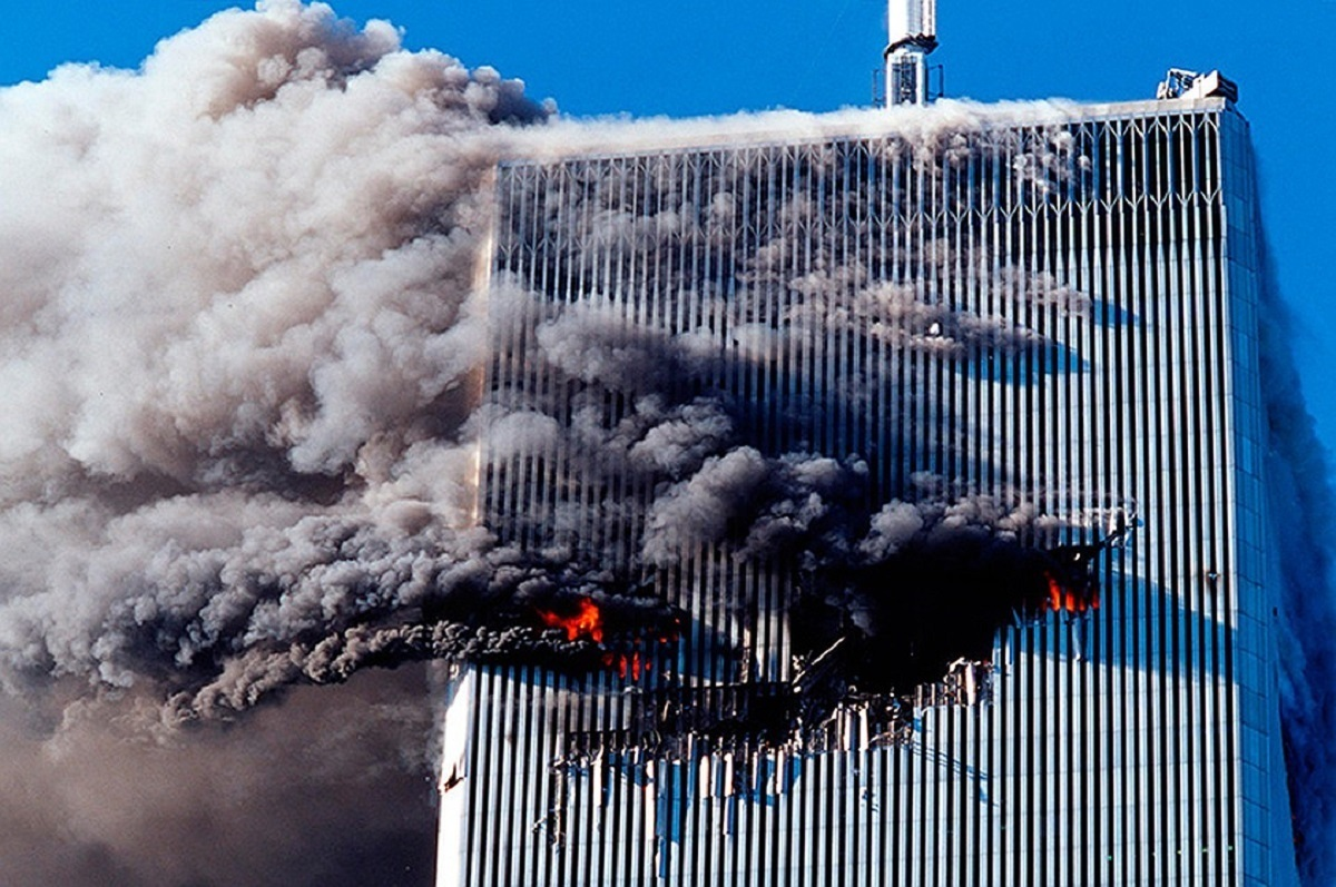 Сколько погибло в башнях. Башни-Близнецы 11 сентября 2001. Башни ВТЦ 11 сентября 2001. ВТЦ Нью-Йорк 2001.