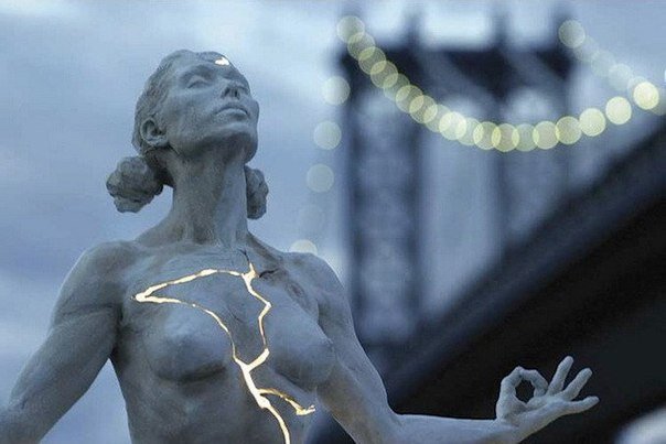 А вы чините то, что разбилось? Поговорим о том, что такое кинцуги и японском подходе к несовершенствам?