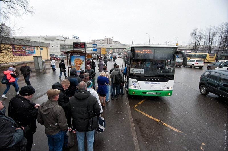 Автобус 400т тушино