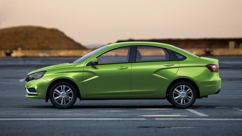          Lada Vesta.    Диапазон цен: 569 900 – 824 400 руб.   Двигатель: 1.8 (122 л.с.)   Оптимальная версия: Comfort/Image за 680 900 руб.   Плюсы: Конкурентная цена, богатое оснащение, просторный салон, высокая  энергоёмоксть подвески, хорошая шумоизоляция, низкая стоимость ТО   Минусы: Нет варианта с АКП (только с «роботом» АМТ), невысокое качество пластика и обивки салона, непостоянство качества сборки    