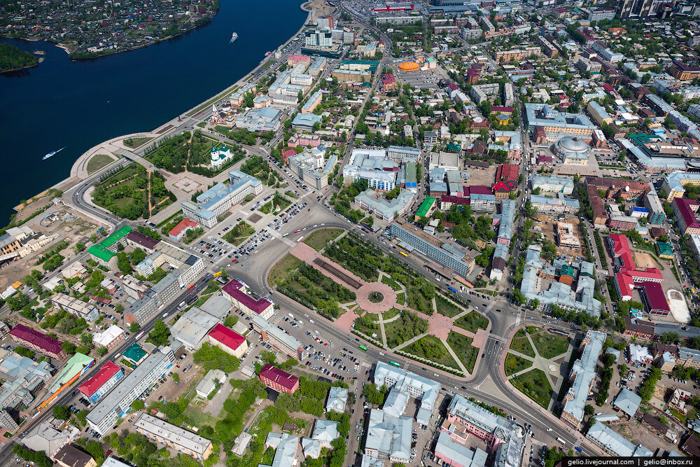 Время в иркутске сейчас. Иркутск с высоты птичьего полета. Иркутск столица Сибири. Исторический центр Иркутска. Город Иркутск с птичьего полета.