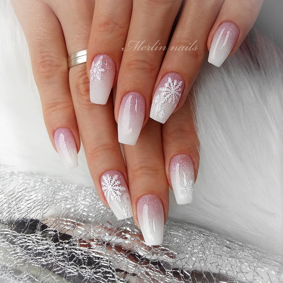 merlin_nails