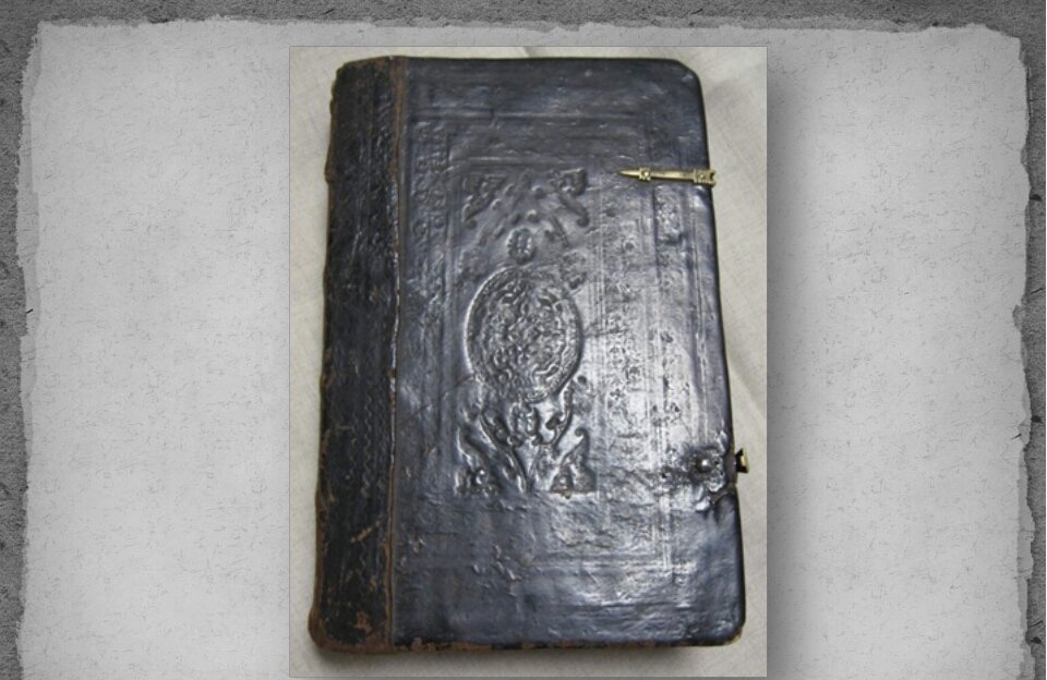 Первая печатная книга "Апостол". Хотелось бы ее увидеть! https://ds04.infourok.ru/uploads/ex/01d4/000495b3-a98ceca8/hello_html_69cf5ea6.jpg