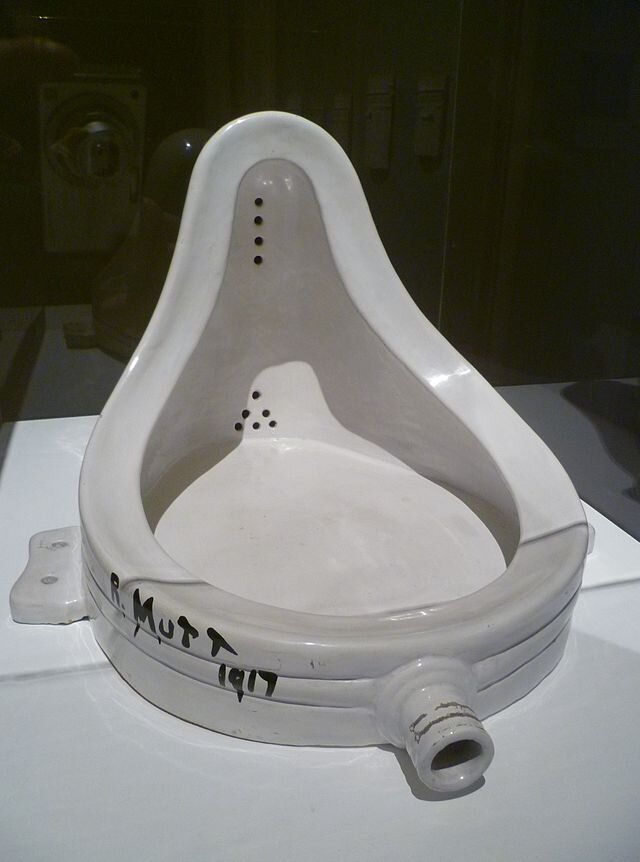 "Фонтан" (Марсель Дюшан, 1917 г.)
