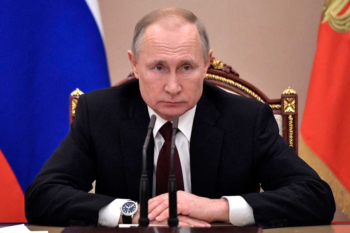 За здоровьем Путина следят лучшие специалисты. Kremlin Pool/Global Look Press/www.globallookpress.com