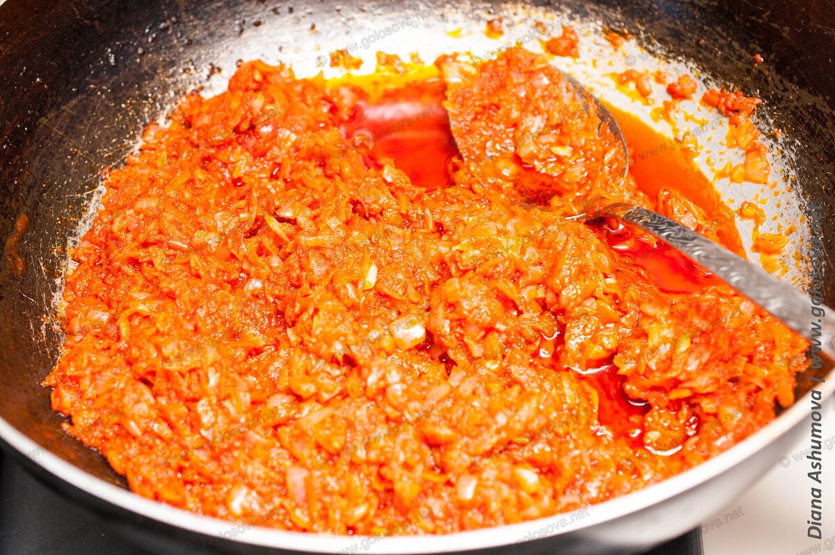 Подливка из говядины с томатной пастой рецепт с фото, как приготовить на thebestterrier.ru